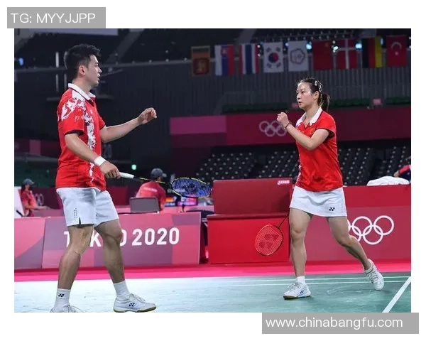 成都与西安羽毛球队赛后复盘探讨团队协作的成功与不足